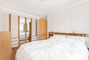 Bedroom - click for photo gallery